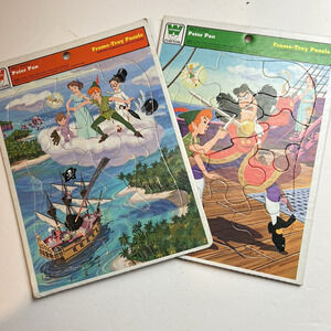 Vintage Whitman Walt Disney Peter Pan Frame Tray Puzzle Storybook Learning Tool